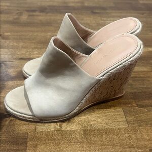 Sigerson Morrison Women's Tan Espadrille Wedges